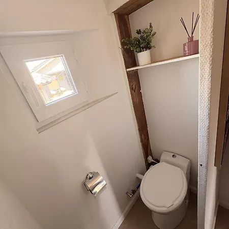 Petite Maison Avec Piscine Sejour De Detente Saint-Vite