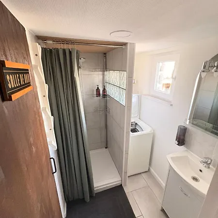 Holiday home Petite Maison Avec Piscine Sejour De Detente